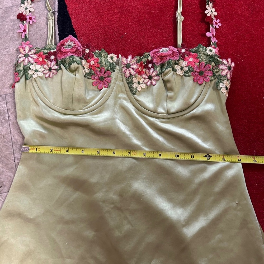 Princess Polly Mini Dress Womens 6 Lime Green Satin Floral Embroidered Bustier - Picture 8 of 8